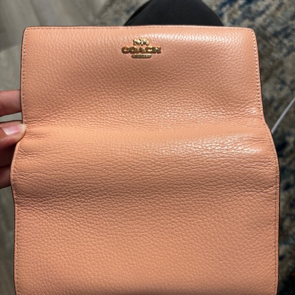 COACH Womens Faded Blush Pebbled Leather Snap Closure Wallet - Picture 10 of 14